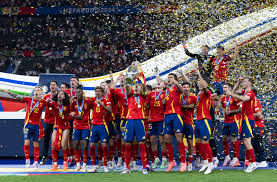 一个既能持 一个既能持